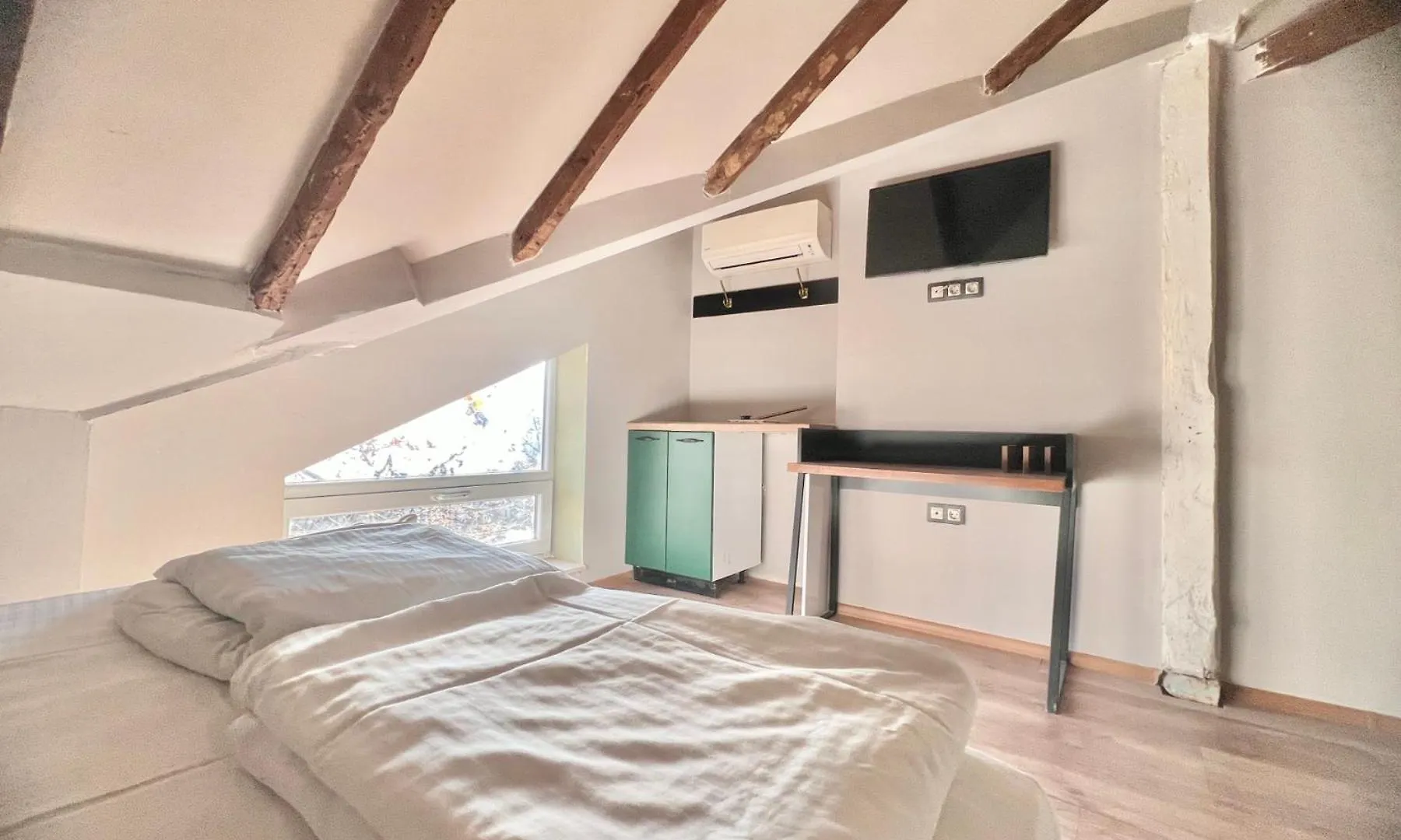 Just Home Varna Otel
